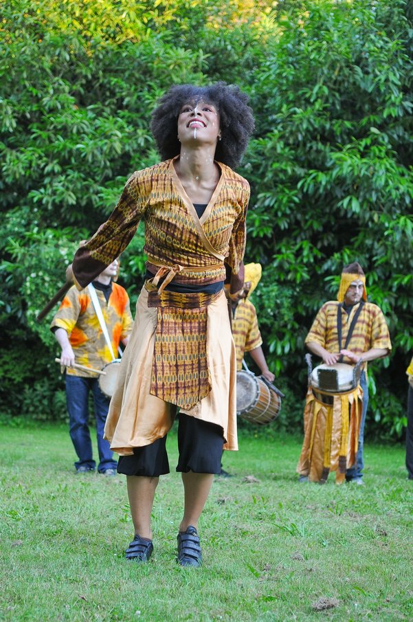 Evry Daily Photo - Cie Afrodite - Fete Mille et une Lumieres 172.jpg